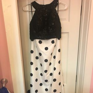 SHERRI HILL FORMAL DRESS